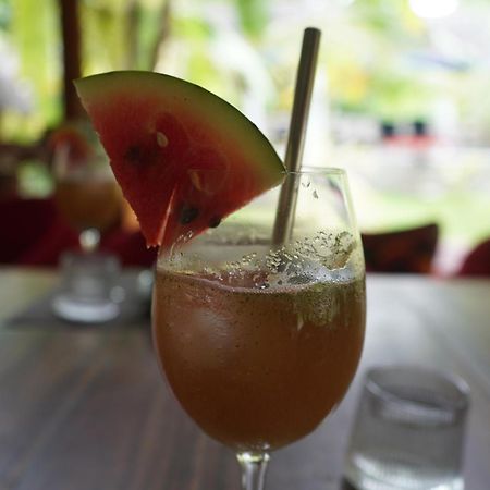 Red Coconut Villa Bentota Eksteriør billede