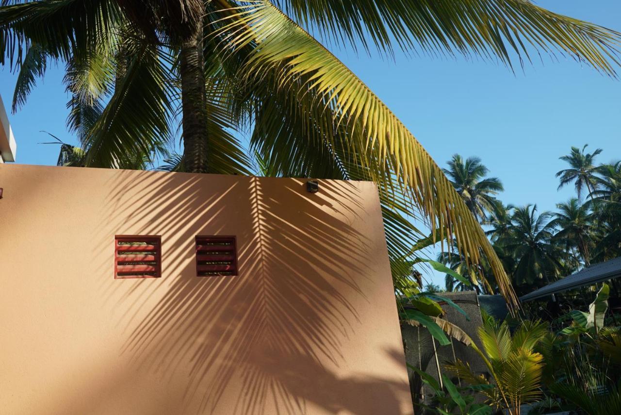 Red Coconut Villa Bentota Eksteriør billede